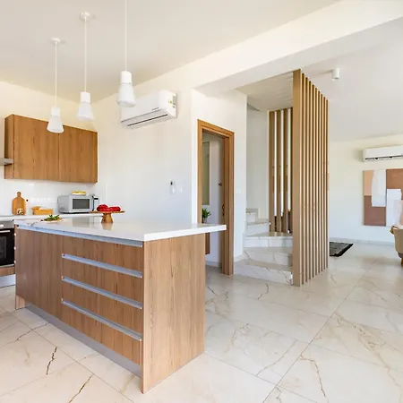 Sanders Mythical Blue Villa Paralimni