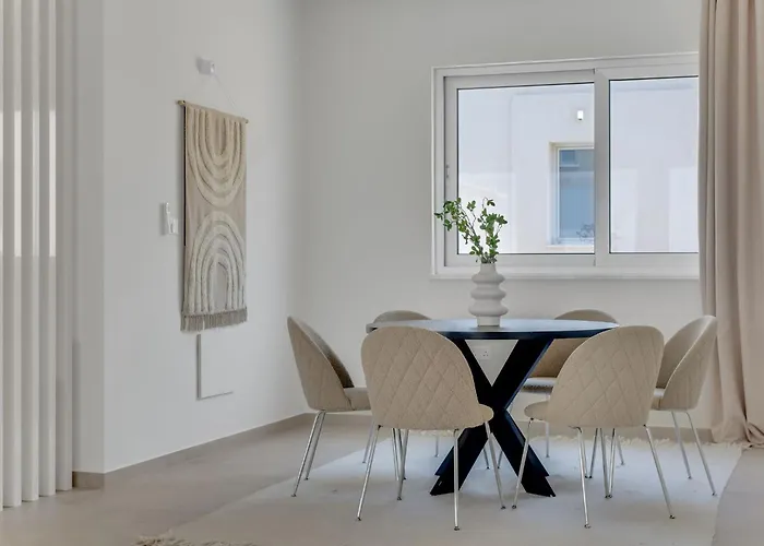 Vila Sanders Mythical Blue Paralimni