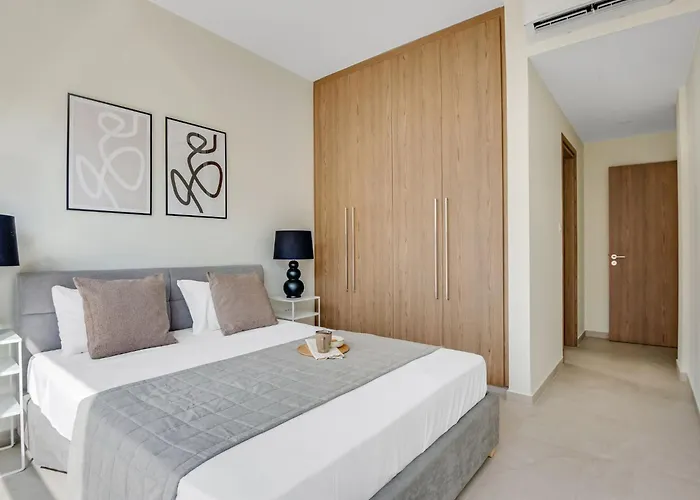 Sanders Mythical Blue * Paralimni