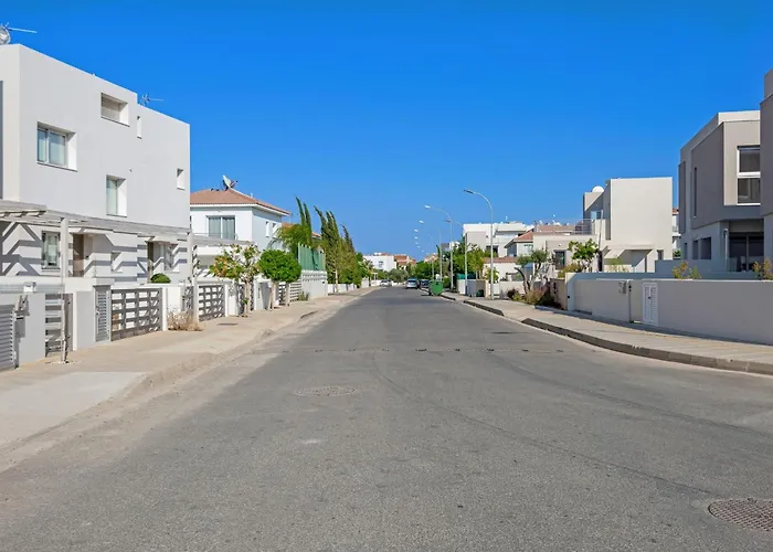 Sanders Mythical Blue * Paralimni